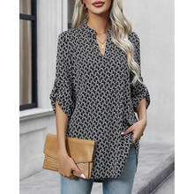 Load image into Gallery viewer, Jhandy - Bluse mit Aufdruck und V-Ausschnitt