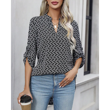 Load image into Gallery viewer, Jhandy - Bluse mit Aufdruck und V-Ausschnitt