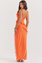 Load image into Gallery viewer, Matchi - Orangefarbenes Maxikleid mit Rüschen