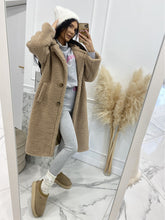 Load image into Gallery viewer, Leah May - Kuscheliger Trendsetter: Sherpa-Mantel für Sie