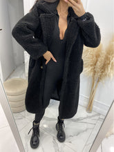 Load image into Gallery viewer, Leah May - Kuscheliger Trendsetter: Sherpa-Mantel für Sie