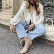 Load image into Gallery viewer, Marga - Damen Strickjacke mit Pailletten