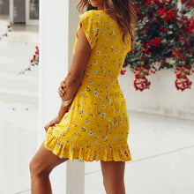 Load image into Gallery viewer, Berenike - Boho-Sommer-Wickelkleid aus Spitze