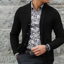 Load image into Gallery viewer, Chris - Elegante und warme Strickjacke