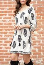 Load image into Gallery viewer, Lexi - Boho-Blatt-Kleid