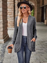 Load image into Gallery viewer, Shiela - Strickjacke mit Wasserfallkragen