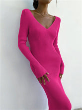 Load image into Gallery viewer, Edith - Gestricktes Midikleid